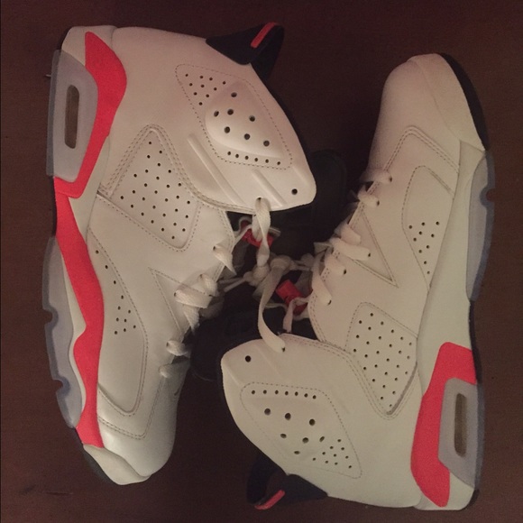 Air Jordan 6 "white infrared"