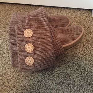 Light Brown Knit Uggs