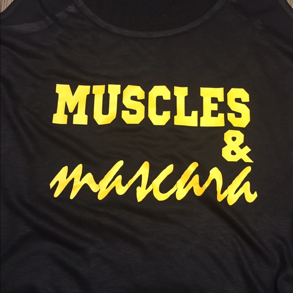 ✨SOLD IN BUNDLE✨NWT Muscles & Mascara tank - Picture 2 of 3