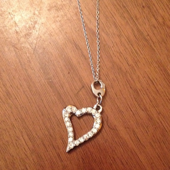 Neckless Bundle - Picture 2 of 4