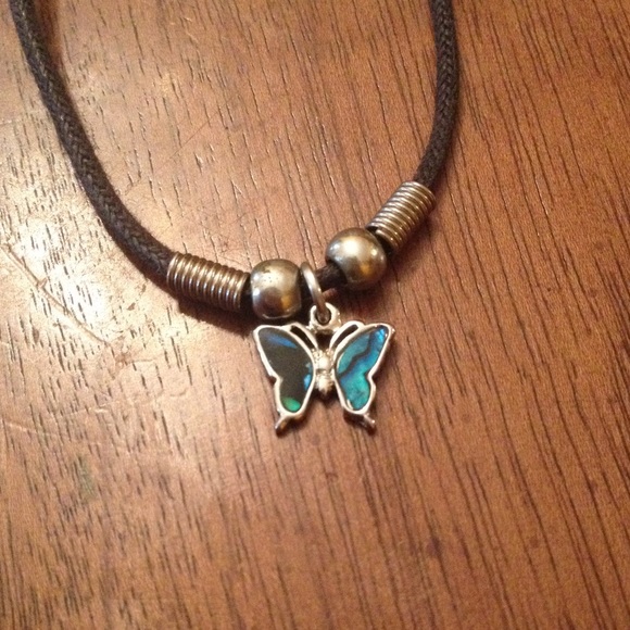 Neckless Bundle - Picture 3 of 4