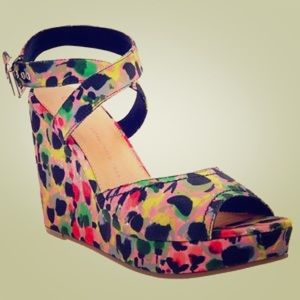 Gap poppy print wedges (7)