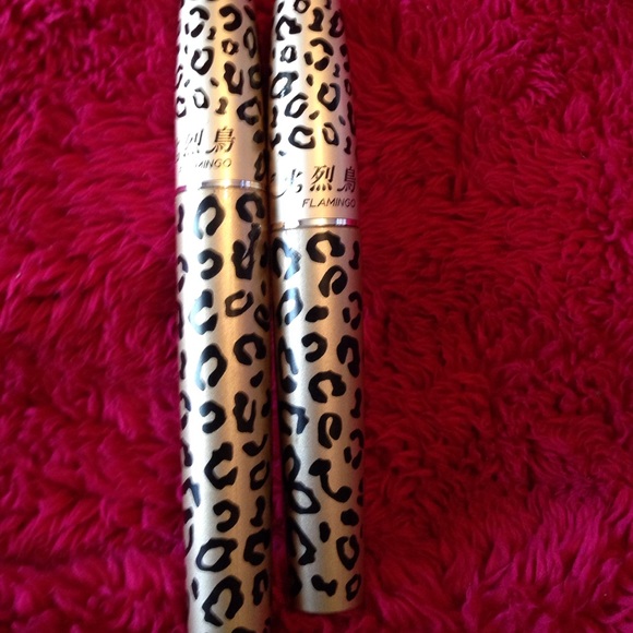 Fiber lashes mascara