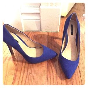 Like-New Colbalt Blue Pumps