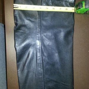 Additional pics of sz 12 leather pant. Waist 30".