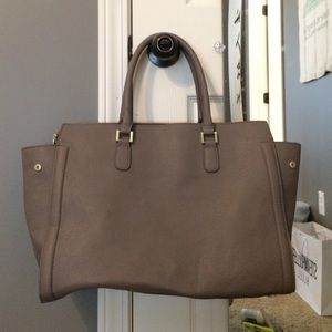 beige purse