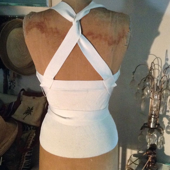 Rib tank with wrap belt - Picture 2 of 3