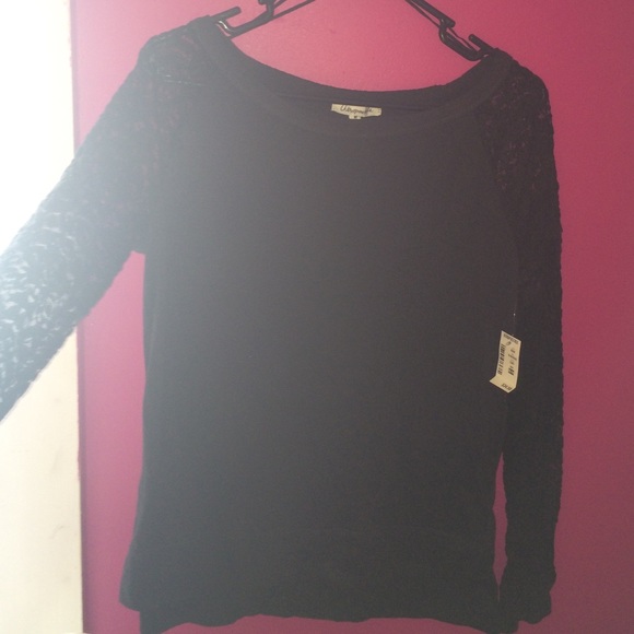 Black shirt