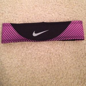 Nike headband