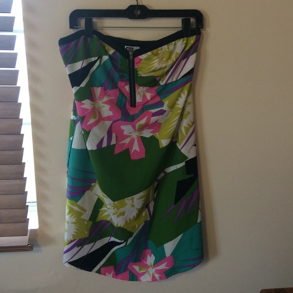 ROXY zip dress