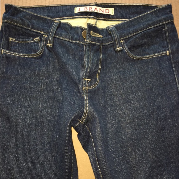 Jbrand straight leg jeans 23
