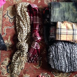 Scarfs
