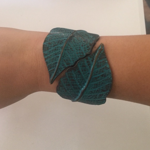 Bundle bracelet - Picture 3 of 3