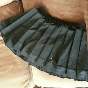 Nike tennis skirt