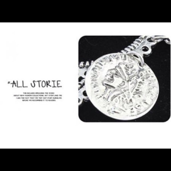 Bohiemian coin silver necklace - Picture 4 of 4