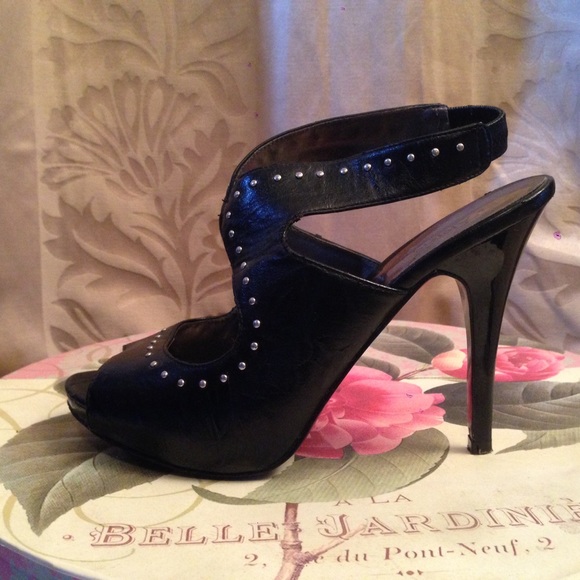 Carlos Santana studded heels