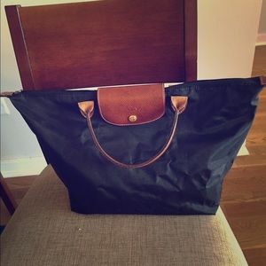 Longchamp Le Pliage Handbag (Black)