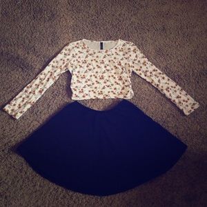 Forever 21 sunflower crop top