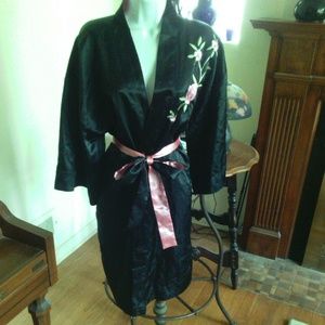 Black Floral Embroidery Kimono Dressing Gown Robe