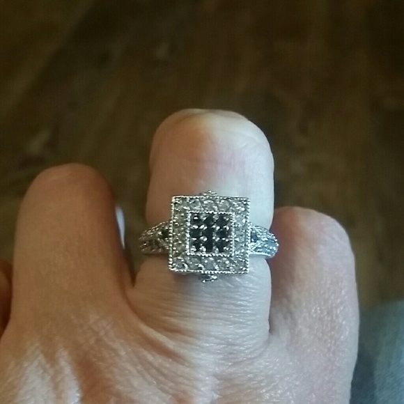 Park Lane Ring