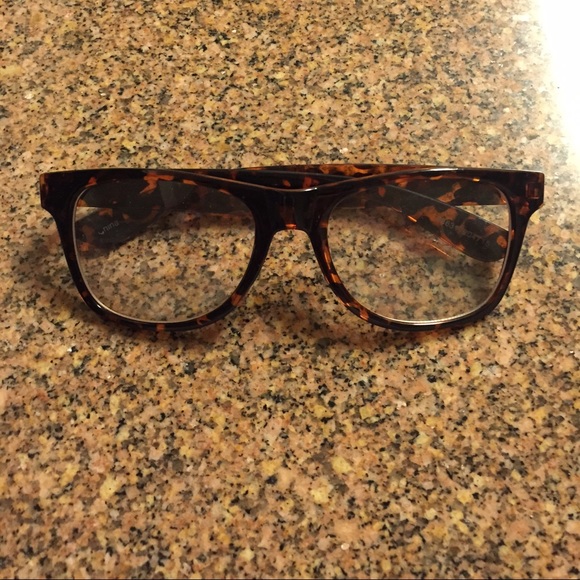 Hipster glasses