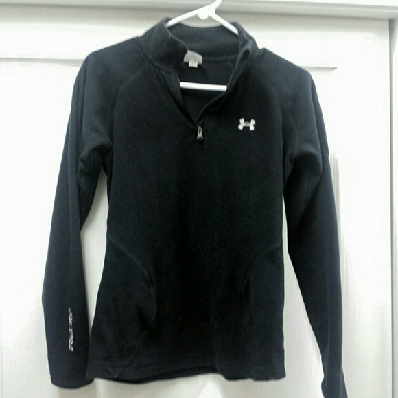 Under Armour black fleece