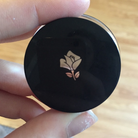 Estée Lauder Color Design Eye Shadow - Picture 3 of 3