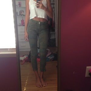 High wasted camo jeans