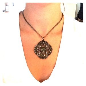 Express necklace - free with purchase!