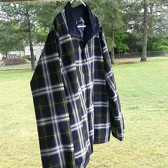 Ladies jacket (Sold) - Picture 2 of 3