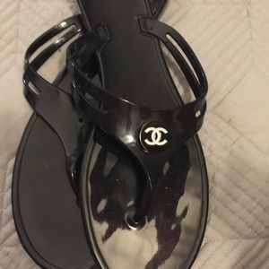 chanel flip flops