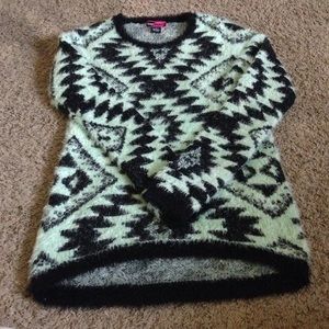 Mint tribal print long sleeve