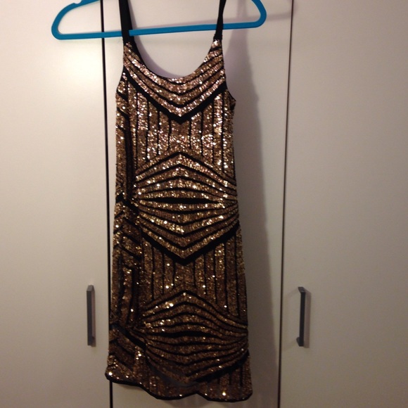 Nordstrom Soprano Black & Gold Sequin Party Dress✨