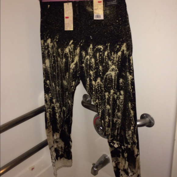 Custom Levi's - Picture 3 of 4