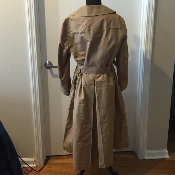 petiet lesbians vintage london fog