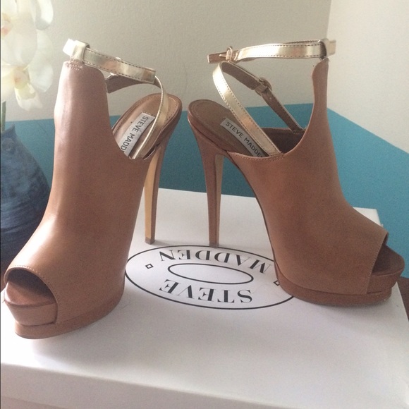 Steve Madden WEXLERR PUMP
