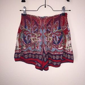 Flowy shorts :)