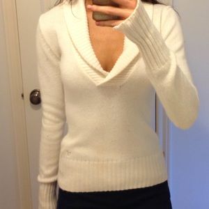 White American Eagle Sweater