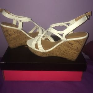 white opened wedges