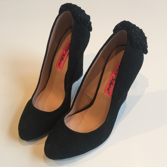 Betsey Johnson Women's Pumps, Black Suede Heels