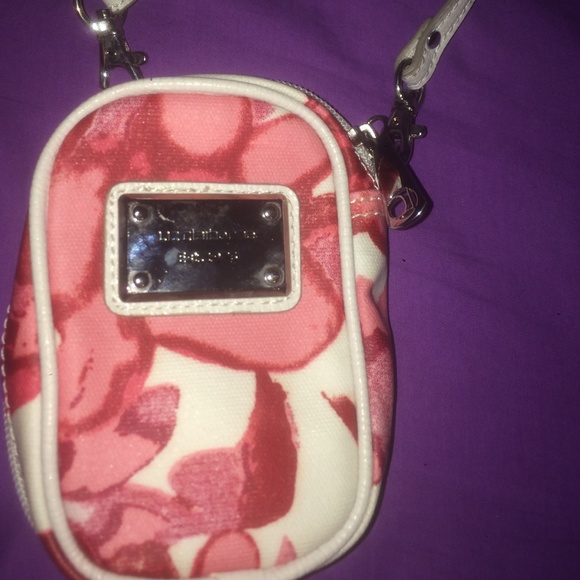 Liz Claiborne wristlet