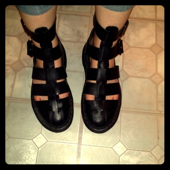 **on hold*** Dr. Marten sandals
