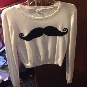 Mustache crop shirt