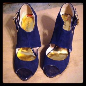 Navy blue Nine West heels