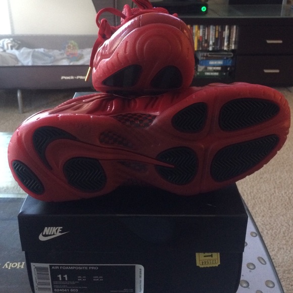 Men's Nike Air Foamposite Pro (New w/ box) - Picture 4 of 4