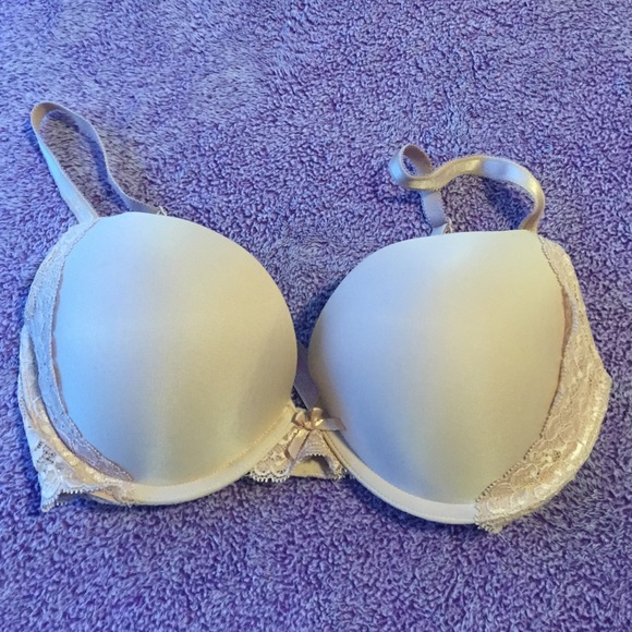 Nude dream angels Victoria's Secret push up bra