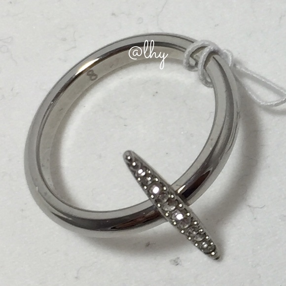 ❌SOLD❌MICHAEL KORS MATCHSTICK RING - SILVER - Picture 4 of 4