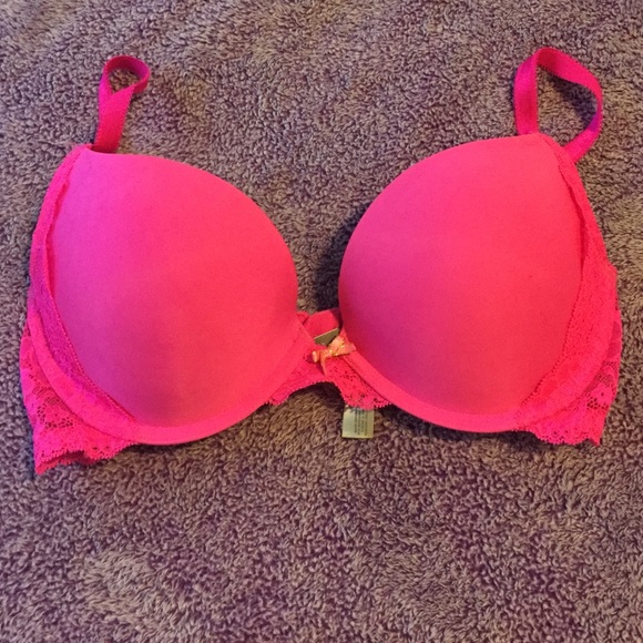 Hot pink push up Victoria's Secret bra 34 D