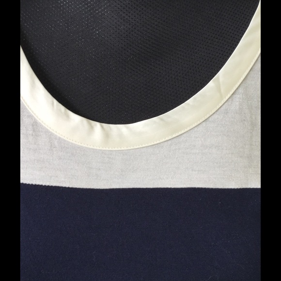 T-shirt - Picture 2 of 4