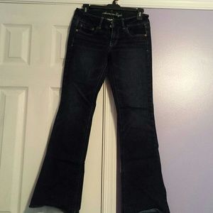 NWOT American Eagle jeans size 6